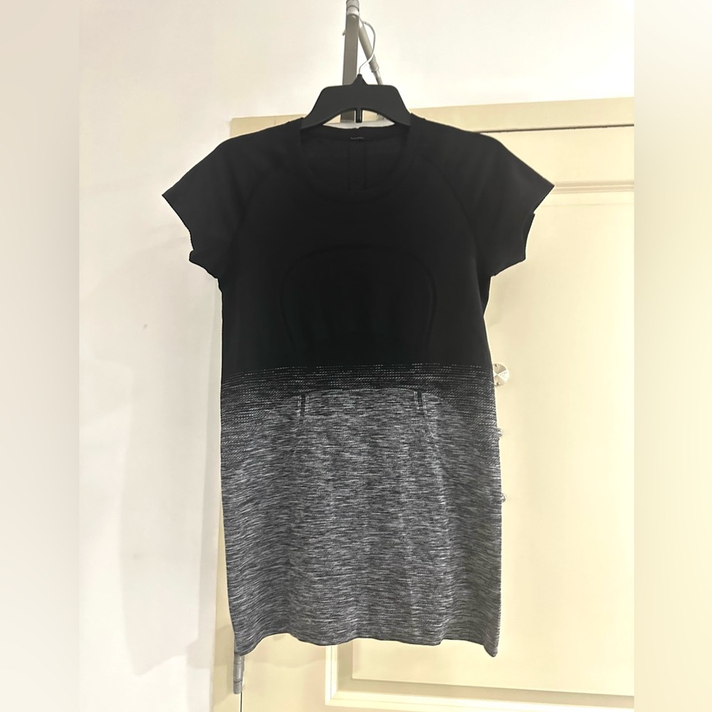 SOLD Lululemon Swiftly Tech Crew Short Sleeve Shirt